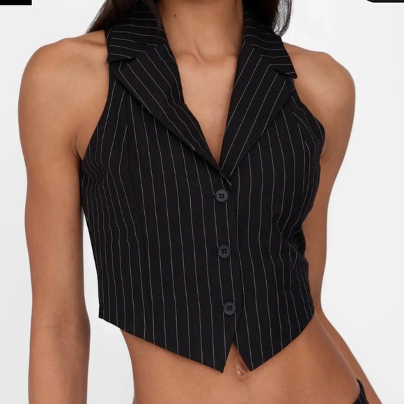 Tiger mist black pin stripe top - Picture 3 of 4